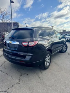 More photos of 2015 Chevrolet Traverse LT at Cable Dahmer Kia of Lee's Summit, MO