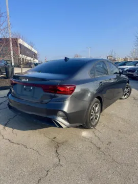 More photos of 2022 Kia Forte LXS at Cable Dahmer Kia of Lee's Summit, MO