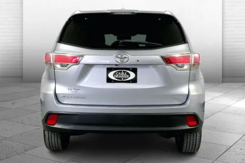 Another view of 2015 Toyota Highlander XLE for sale in Lee's Summit, MO at Cable Dahmer Kia of Lee's Summit