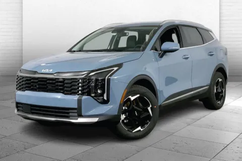 Photos of 2026 Kia Sportage Hybrid EX for sale in Lee's Summit, MO at Cable Dahmer Kia of Lee's Summit