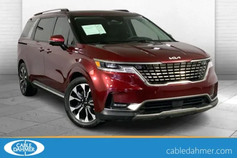 Red 2023 Kia Carnival SX for sale in Lee's Summit, MO