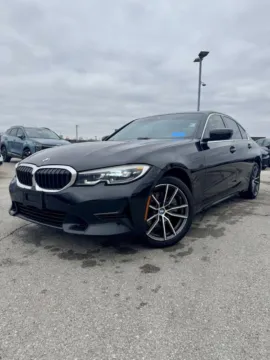 Black 2022 BMW 3 Series 330i xDrive for sale in Lee's Summit, MO