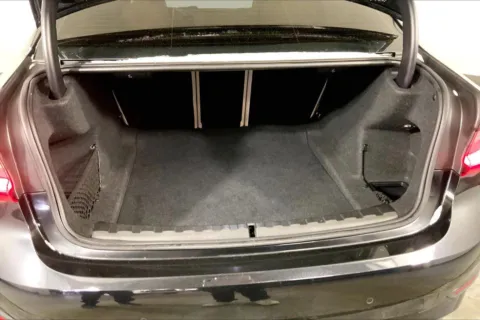 More photos of 2022 BMW 3 Series 330i xDrive at Cable Dahmer Kia of Lee's Summit, MO