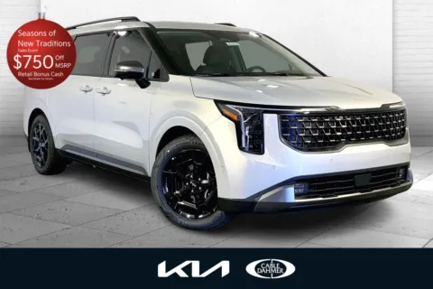 Silver 2025 Kia Carnival SX Prestige for sale in Lee's Summit, MO