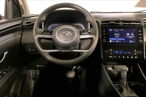More photos of 2024 Hyundai Tucson SEL at Cable Dahmer Kia of Lee's Summit, MO