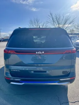 More photos of 2024 Kia Carnival SX Prestige at Cable Dahmer Kia of Lee's Summit, MO