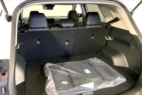 More photos of 2026 Kia Seltos S at Cable Dahmer Kia of Lee's Summit, MO