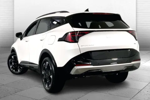 Another view of 2026 Kia Sportage Hybrid SX-Prestige for sale in Lee's Summit, MO at Cable Dahmer Kia of Lee's Summit