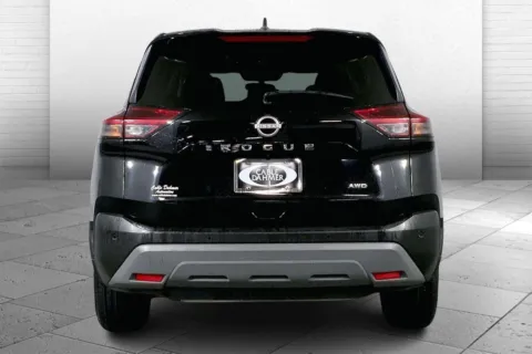 Another view of 2023 Nissan Rogue S for sale in Lee's Summit, MO at Cable Dahmer Kia of Lee's Summit