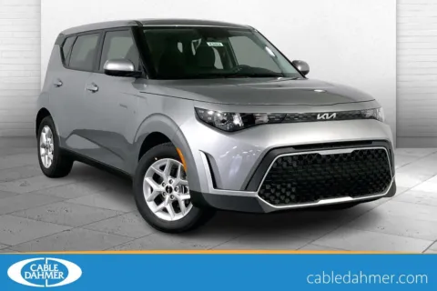 Gray 2025 Kia Soul LX for sale in Lee's Summit, MO