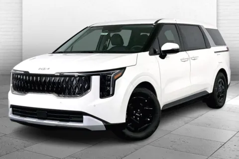 Photos of 2026 Kia Carnival LXS for sale in Lee's Summit, MO at Cable Dahmer Kia of Lee's Summit