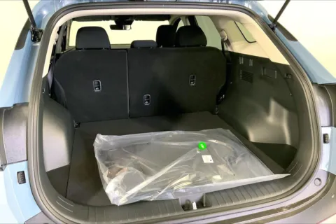 More photos of 2026 Kia Sportage Hybrid S at Cable Dahmer Kia of Lee's Summit, MO