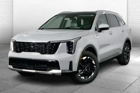 Photos of 2026 Kia Sorento S for sale in Lee's Summit, MO at Cable Dahmer Kia of Lee's Summit
