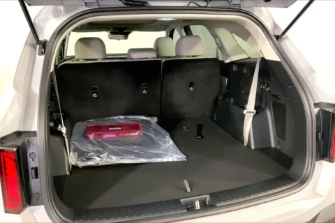 More photos of 2026 Kia Sorento S at Cable Dahmer Kia of Lee's Summit, MO