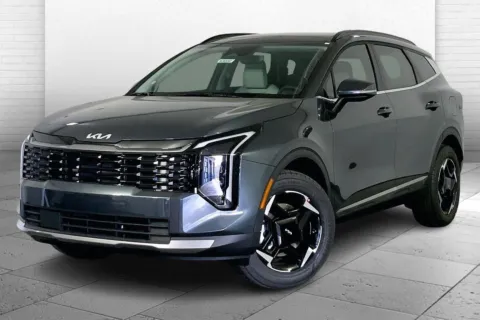 Photos of 2026 Kia Sportage Hybrid EX for sale in Lee's Summit, MO at Cable Dahmer Kia of Lee's Summit