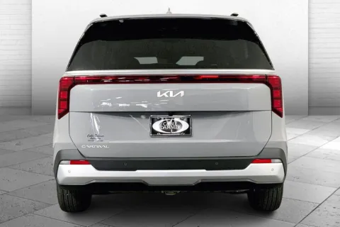 More photos of 2026 Kia Carnival EX at Cable Dahmer Kia of Lee's Summit, MO