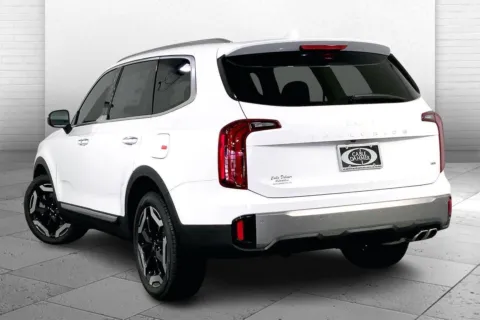 Another view of 2025 Kia Telluride S for sale in Lee's Summit, MO at Cable Dahmer Kia of Lee's Summit