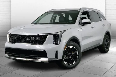 Photos of 2026 Kia Sorento S for sale in Lee's Summit, MO at Cable Dahmer Kia of Lee's Summit