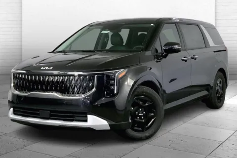 Photos of 2026 Kia Carnival LXS for sale in Lee's Summit, MO at Cable Dahmer Kia of Lee's Summit