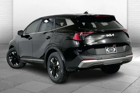 Another view of 2026 Kia Sportage Hybrid LX for sale in Lee's Summit, MO at Cable Dahmer Kia of Lee's Summit