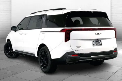 Another view of 2026 Kia Carnival Hybrid SX Prestige for sale in Lee's Summit, MO at Cable Dahmer Kia of Lee's Summit