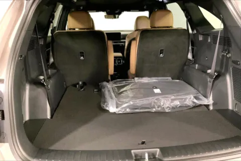 More photos of 2026 Kia Sorento X-Line SX at Cable Dahmer Kia of Lee's Summit, MO