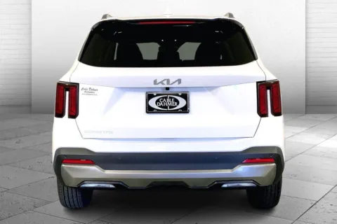 More photos of 2026 Kia SORENTO S at Cable Dahmer Kia of Lee's Summit, MO