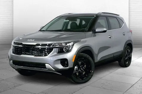 Photos of 2026 Kia Seltos EX for sale in Lee's Summit, MO at Cable Dahmer Kia of Lee's Summit