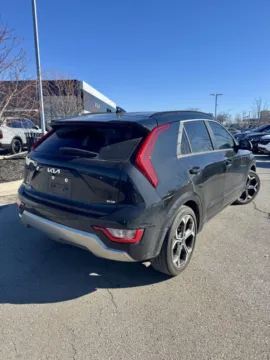 More photos of 2023 Kia Niro EX Touring at Cable Dahmer Kia of Lee's Summit, MO