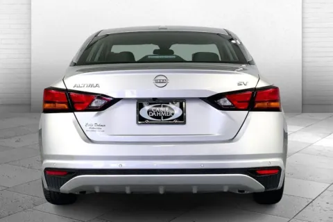 Another view of 2024 Nissan Altima 2.5 SV for sale in Lee's Summit, MO at Cable Dahmer Kia of Lee's Summit