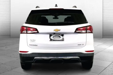 Another view of 2022 Chevrolet Equinox LT for sale in Lee's Summit, MO at Cable Dahmer Kia of Lee's Summit