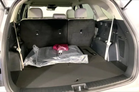 More photos of 2026 Kia Sorento S at Cable Dahmer Kia of Lee's Summit, MO