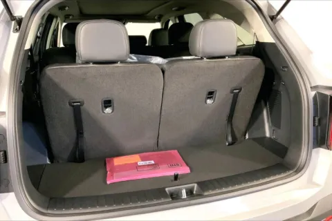 More photos of 2026 Kia Sorento S at Cable Dahmer Kia of Lee's Summit, MO