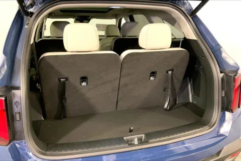 More photos of 2024 Kia Sorento X-Line SX at Cable Dahmer Kia of Lee's Summit, MO