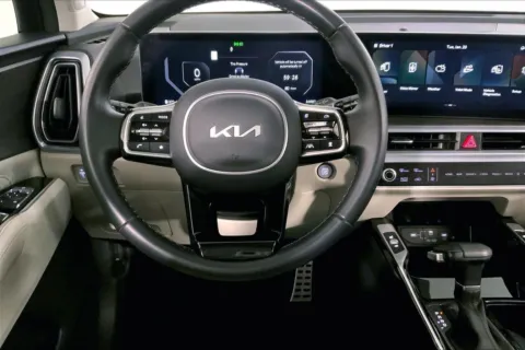 More photos of 2024 Kia Sorento X-Line SX at Cable Dahmer Kia of Lee's Summit, MO