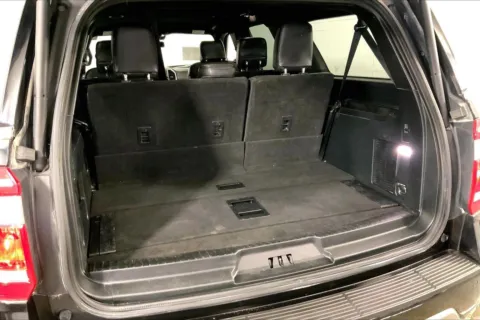 More photos of 2020 Ford Expedition Max XLT at Cable Dahmer Kia of Lee's Summit, MO