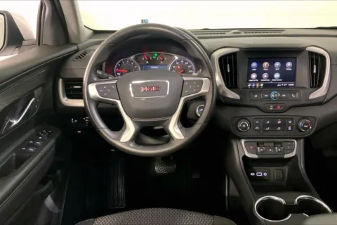 More photos of 2024 GMC Terrain SLE at Cable Dahmer Kia of Lee's Summit, MO