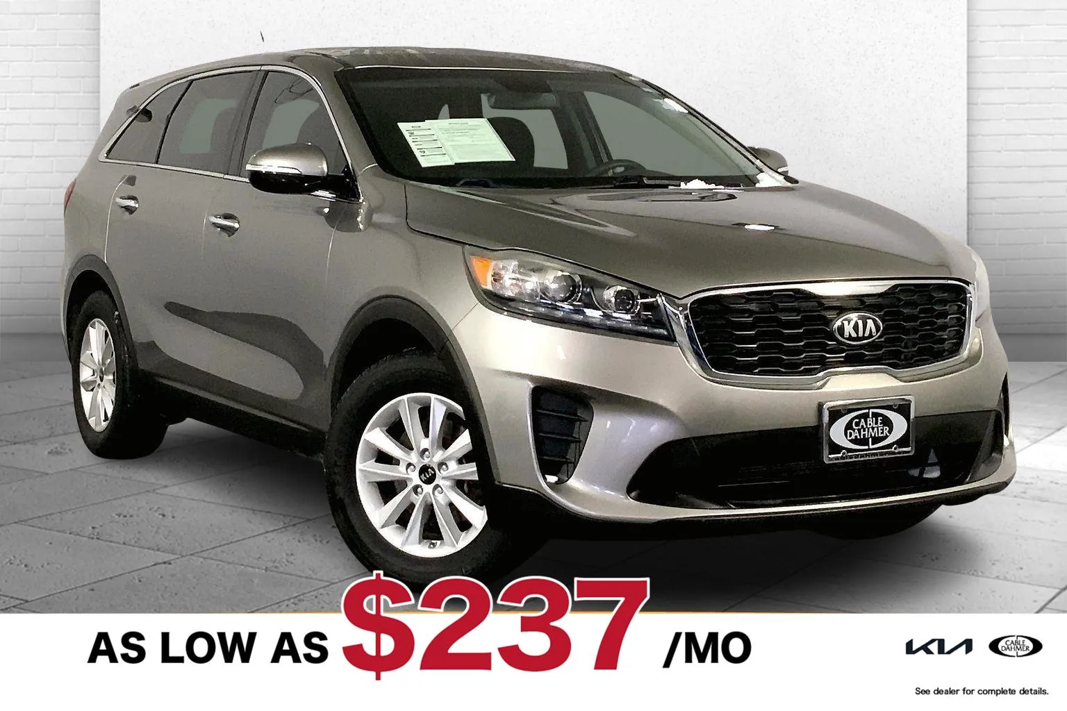 Silver 2019 Kia Sorento LX for sale in Lee's Summit, MO