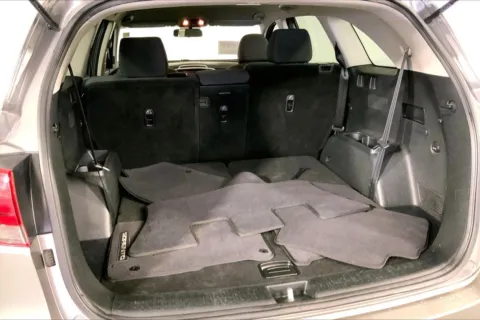 More photos of 2019 Kia Sorento LX at Cable Dahmer Kia of Lee's Summit, MO