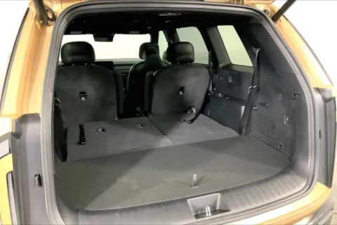 More photos of 2027 Kia Telluride X-Line EX at Cable Dahmer Kia of Lee's Summit, MO