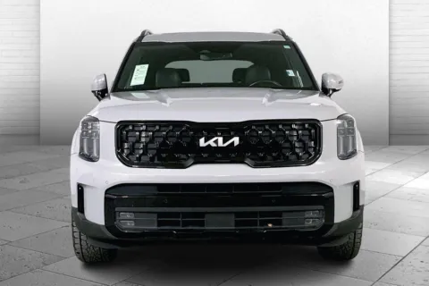 Photos of 2024 Kia Telluride SX X-Pro for sale in Lee's Summit, MO at Cable Dahmer Kia of Lee's Summit
