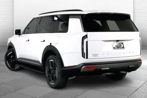 Another view of 2027 Kia Telluride EX for sale in Lee's Summit, MO at Cable Dahmer Kia of Lee's Summit