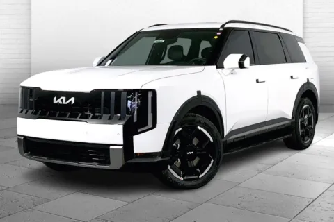 Photos of 2027 Kia Telluride EX for sale in Lee's Summit, MO at Cable Dahmer Kia of Lee's Summit
