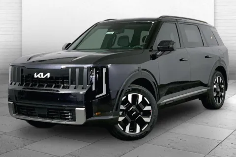 Photos of 2027 Kia Telluride S for sale in Lee's Summit, MO at Cable Dahmer Kia of Lee's Summit