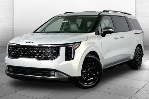 Photos of 2026 Kia Carnival Hybrid SX Prestige for sale in Lee's Summit, MO at Cable Dahmer Kia of Lee's Summit