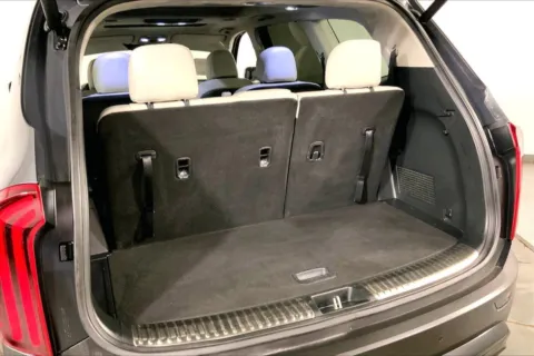 More photos of 2022 Kia Telluride SX at Cable Dahmer Kia of Lee's Summit, MO