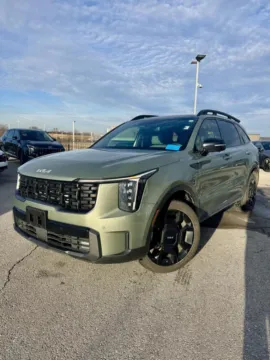 Green 2024 Kia Sorento X-Line SX Prestige for sale in Lee's Summit, MO