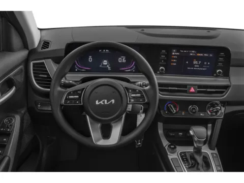 More photos of 2026 Kia Seltos LX at Cable Dahmer Kia of Lee's Summit, MO