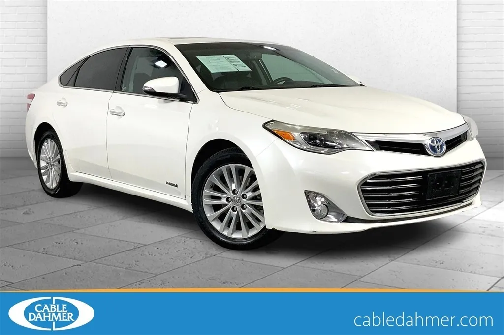 2013 Toyota Avalon Hybrid XLE Touring for sale in Lee's Summit, MO