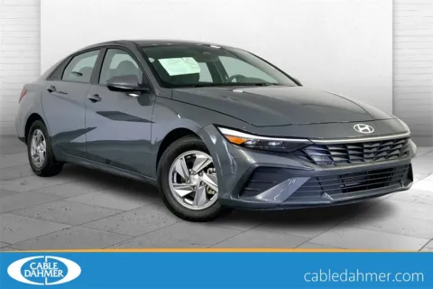 Gray 2024 Hyundai Elantra SE for sale in Lee's Summit, MO